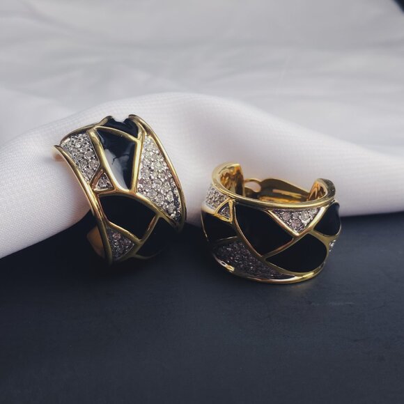 Vintage Swarovski Chunky Black Enamel Rhinestone Gold Half Hoop Clip Earrings - Picture 2 of 12